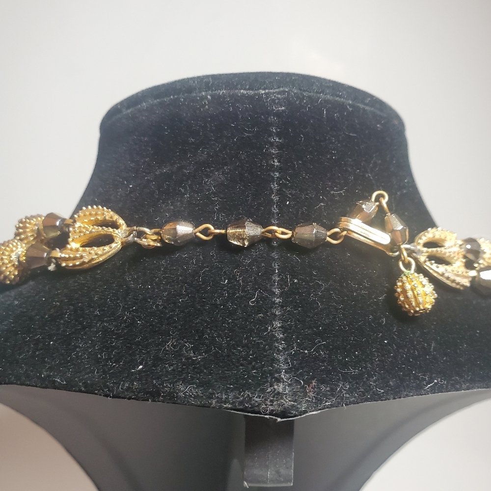 Vintage TRFARI Double Strand Gold Tone Textured and Faceted Beaded Necklace - Picture 3 of 6
